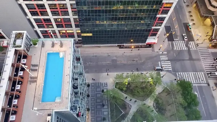 تورونتو 2Bedroom Cn Tower And Water Views - Free Parking - Rooftop Pool شقة فندقية